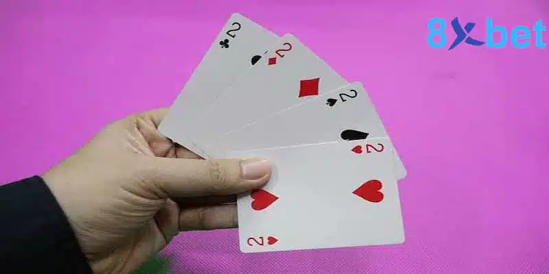 Tứ quý chặt được đôi 2 không? Tứ quý có thể chặt được gì? Tứ quý chặt được đôi 2 không? Tứ quý có thể chặt những gì?